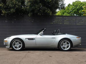 Image 10/53 of BMW Z8 (2001)