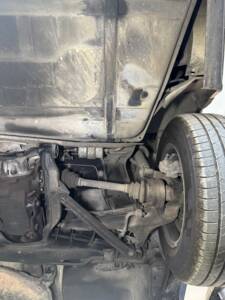 Image 26/37 of BMW 735i (1991)