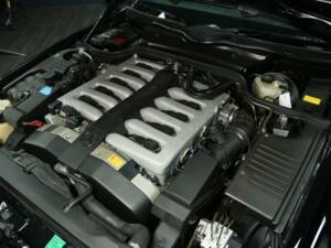 Immagine 28/30 di Mercedes-Benz SL 600 (2001)