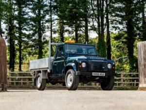 Image 14/27 of Land Rover Defender 130 Td5 (2017)