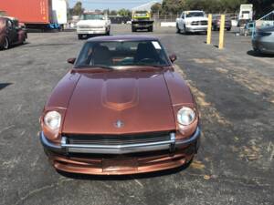 Image 7/50 of Datsun 240 Z (1972)