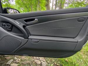 Imagen 29/58 de Mercedes-Benz SL 350 (2005)