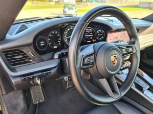 Image 8/23 de Porsche 911 Carrera (2019)