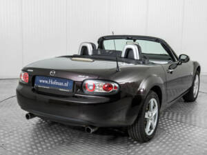 Image 23/50 de Mazda MX-5 1.8 (2007)