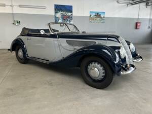 Image 10/40 of BMW 327 (1938)