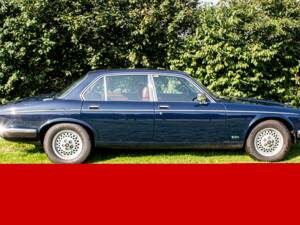 Bild 27/28 von Jaguar Sovereign 3.6 (1986)