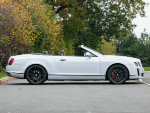 Image 7/29 of Bentley Continental GTC (2010)