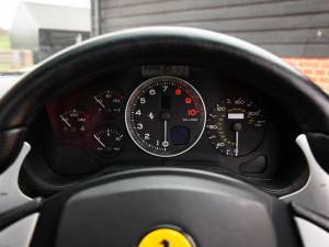 Imagen 32/46 de Ferrari 575M Maranello (2002)