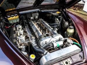 Image 25/50 of Jaguar Mk II 3.8 (2004)