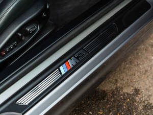 Image 44/56 of BMW M3 (2004)