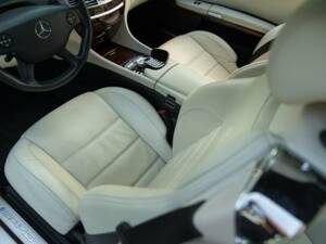 Bild 39/50 von Mercedes-Benz CL 63 AMG (2009)