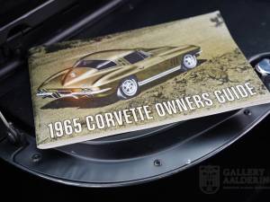Image 33/50 of Chevrolet Corvette Sting Ray (1965)