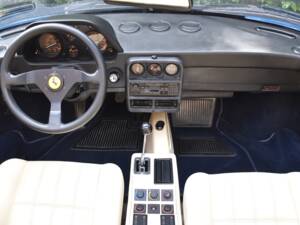 Image 18/47 of Ferrari 328 GTS (1989)