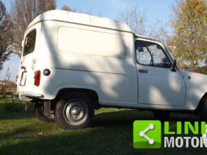 Bild 6/10 von Renault R 4 F4 (1982)