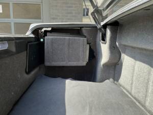 Image 22/24 of Mercedes-Benz SL 600 (1993)