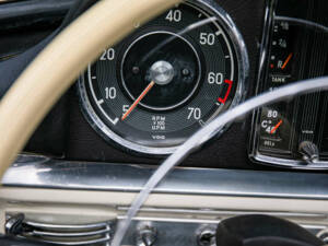 Image 20/29 of Mercedes-Benz 300 SL (1999)