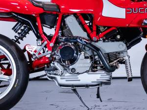 Image 48/50 of Ducati DUMMY (2002)