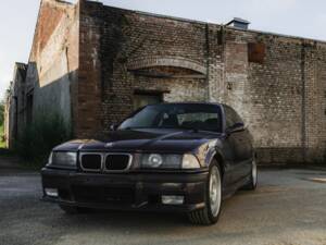 Image 4/80 de BMW M3 (1994)