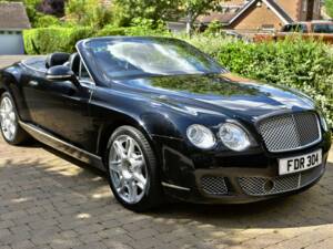 Bild 1/42 von Bentley Continental GTC W12 (2011)