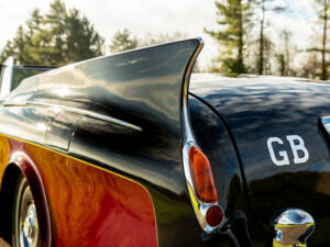 Image 3/12 de Bentley S 1 Continental DHC (1958)