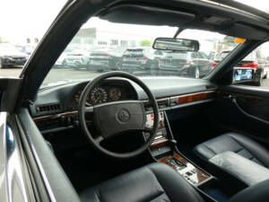 Imagen 21/26 de Mercedes-Benz 560 SEC (1987)