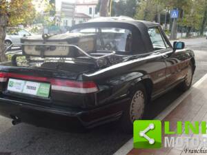 Bild 6/10 von Alfa Romeo 1.6 Spider (1991)