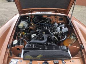 Bild 13/13 von MG MGB V8 (1982)