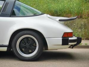 Image 4/25 of Porsche 911 Carrera 3.0 (1976)