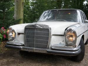 Imagen 2/22 de Mercedes-Benz 250 SE (1967)