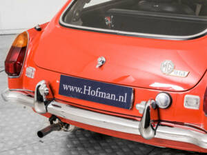 Imagen 33/50 de MG MGB GT (1975)