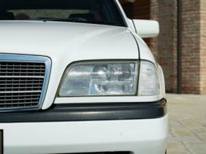 Bild 20/50 von Mercedes-Benz C 200 Kompressor (1996)