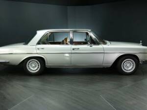 Image 7/30 of Mercedes-Benz 300 SEL 6.3 (1970)