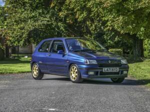 Image 5/49 de Renault Clio I Williams (1994)