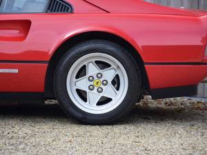 Bild 15/35 von Ferrari 328 GTB (1986)