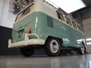 Imagen 28/50 de Volkswagen T1 panel van (1964)