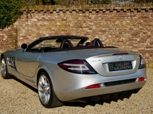 Image 11/50 of Mercedes-Benz SLR McLaren (2009)