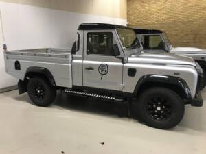 Imagen 2/10 de Land Rover Defender 110 300Tdi (1998)