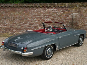 Image 48/50 of Mercedes-Benz 190 SL (1957)