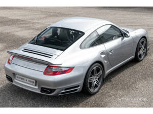 Image 8/38 of Porsche 911 Turbo (2007)