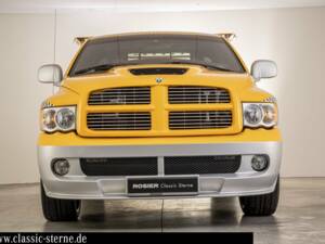 Image 7/15 of Dodge Ram SRT 10 (2004)