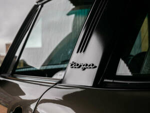 Image 11/50 of Porsche 911 SC 3.0 (1982)