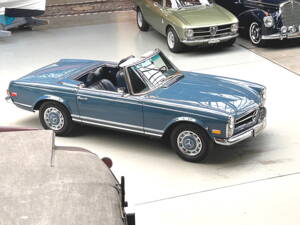 Image 7/36 de Mercedes-Benz 280 SL (1970)