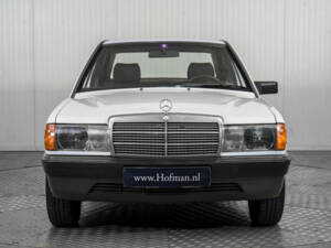 Image 14/50 de Mercedes-Benz 190 D (1985)