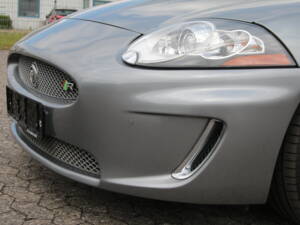 Bild 45/88 von Jaguar XKR (2010)