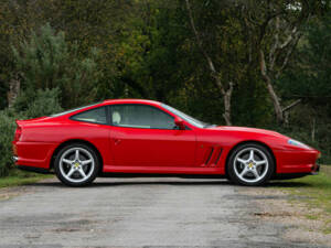 Image 4/49 de Ferrari 550 Maranello (1999)