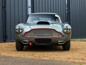 Image 9/50 de Aston Martin DB 4 Lightweight (1961)