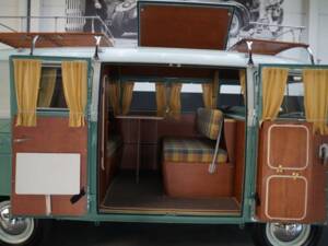 Imagen 27/50 de Volkswagen T1 panel van (1964)