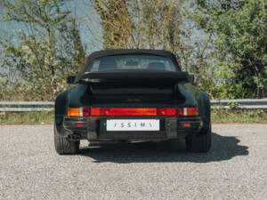 Immagine 6/83 di Porsche 911 Turbo 3.3 (1988)