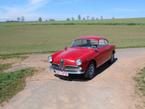 Image 11/23 of Alfa Romeo Giulietta Sprint 1300 (1964)