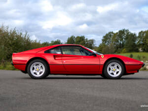 Image 34/65 of Ferrari 308 GTB (1978)